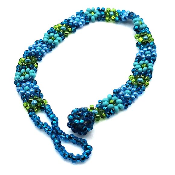 Artisan Handmade Woven Floral Beaded Bracelet Green Blue 7in - Picture 2 of 3